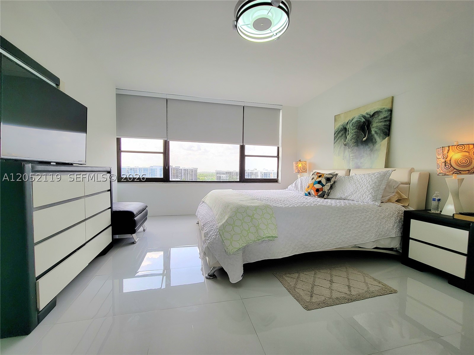 ALEXANDER TOWERS CONDO - Residential