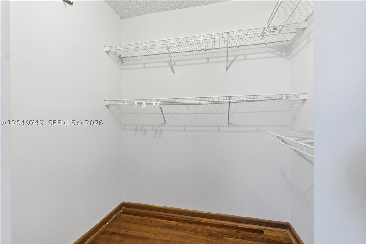 DORAL DUNES - Residential Lease