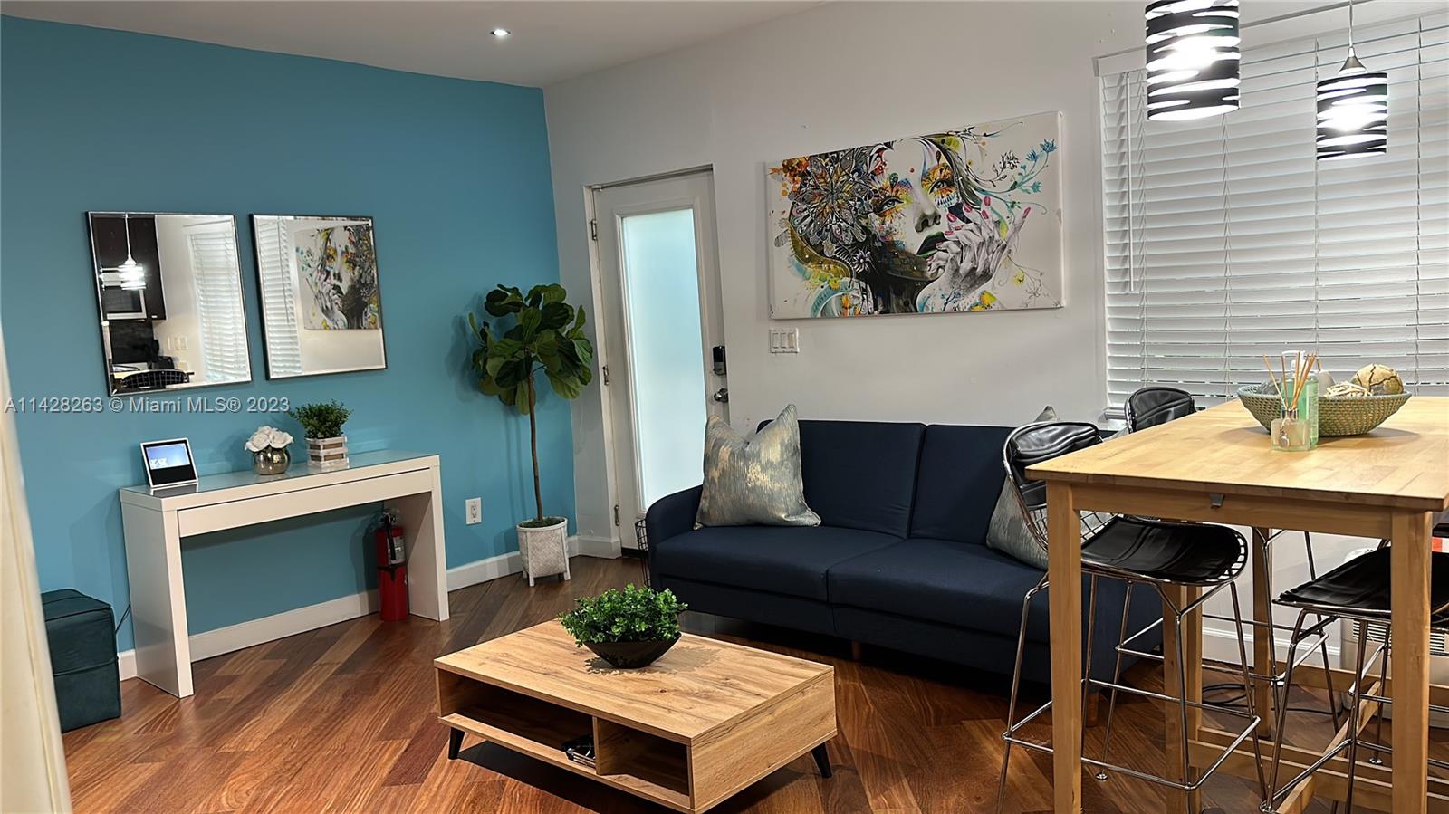 927 EUCLID CONDO - Residential Lease