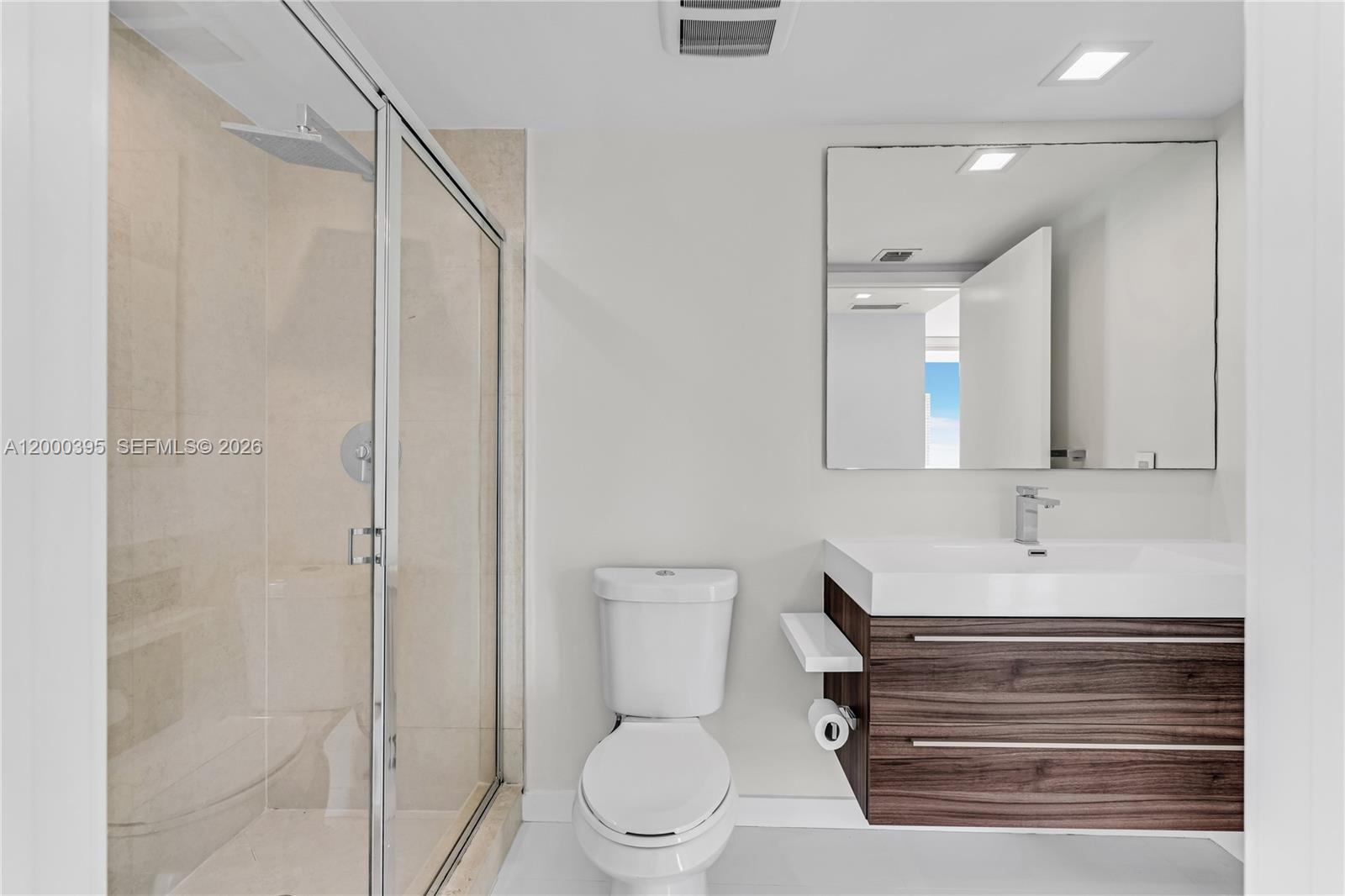 50 BISCAYNE CONDO - Residential