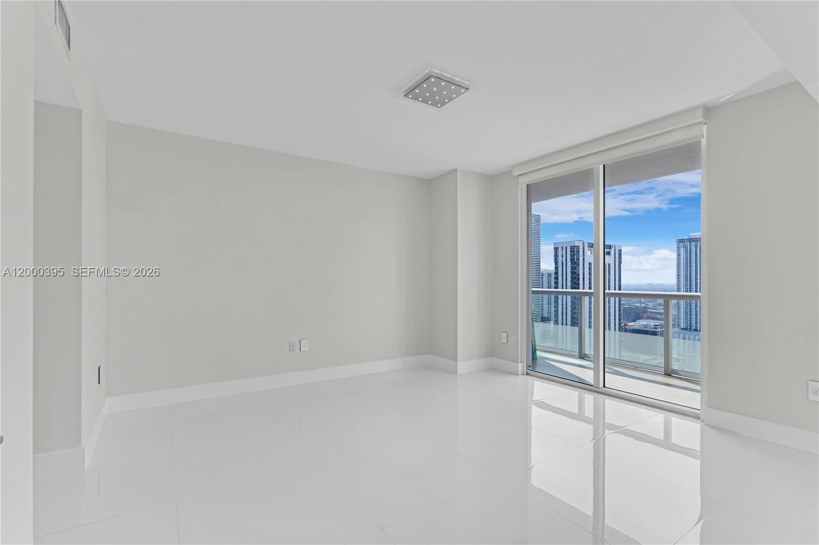 50 BISCAYNE CONDO - Residential