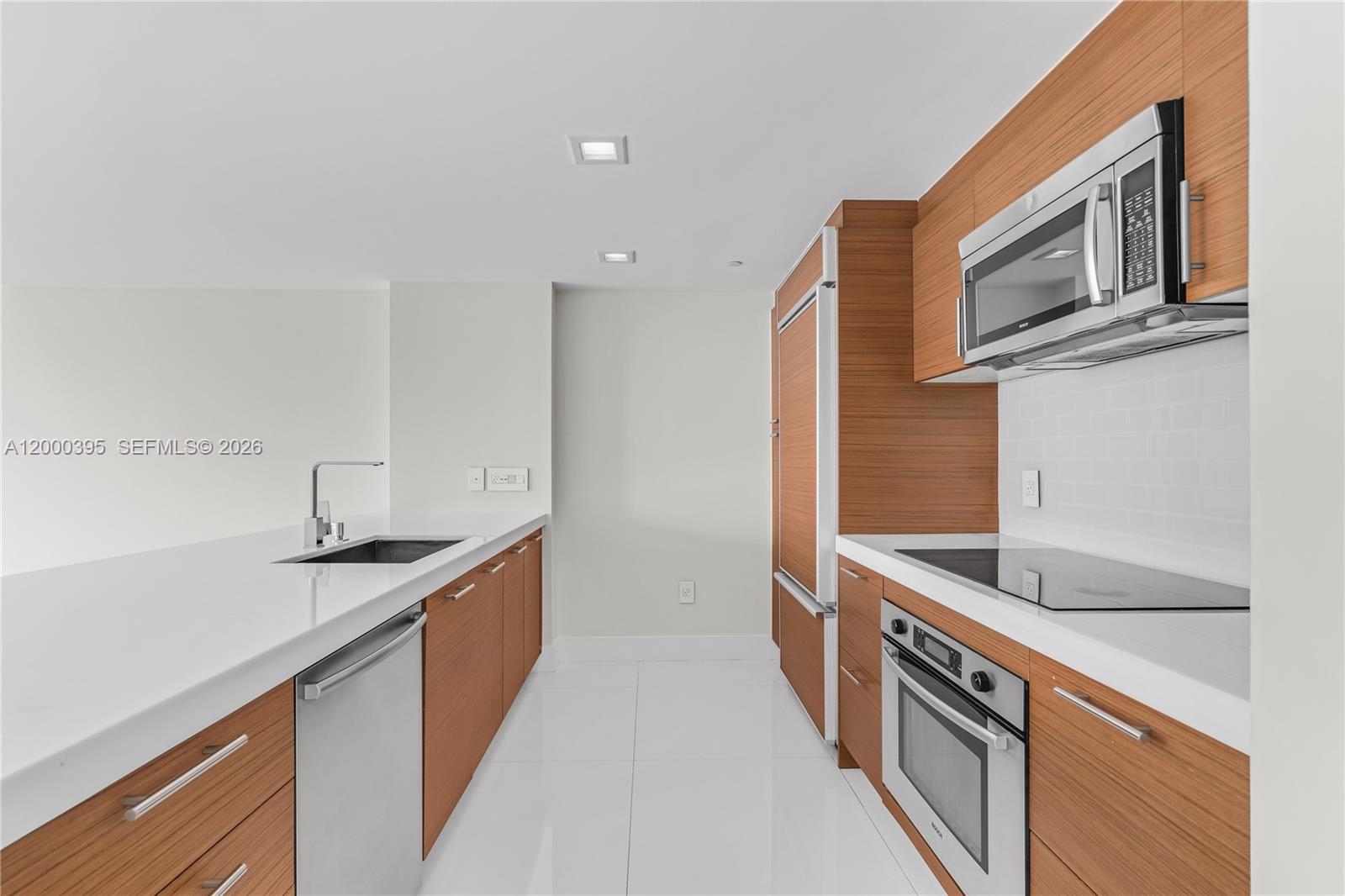 50 BISCAYNE CONDO - Residential