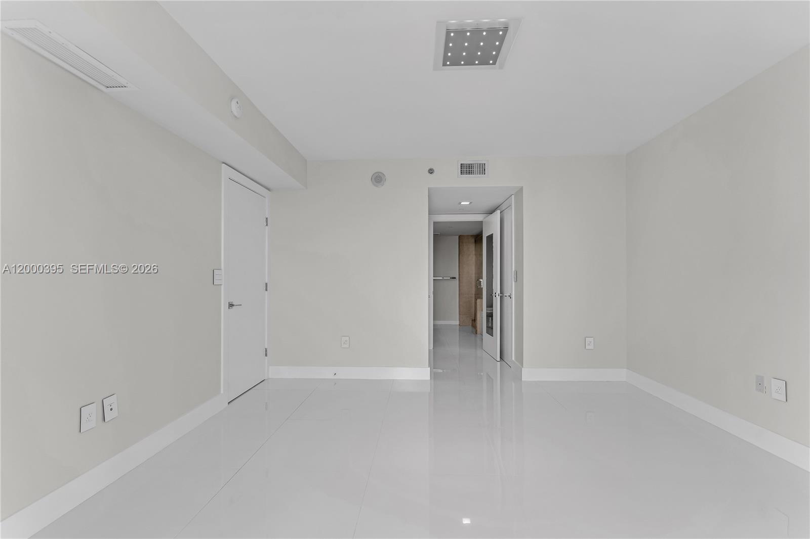 50 BISCAYNE CONDO - Residential