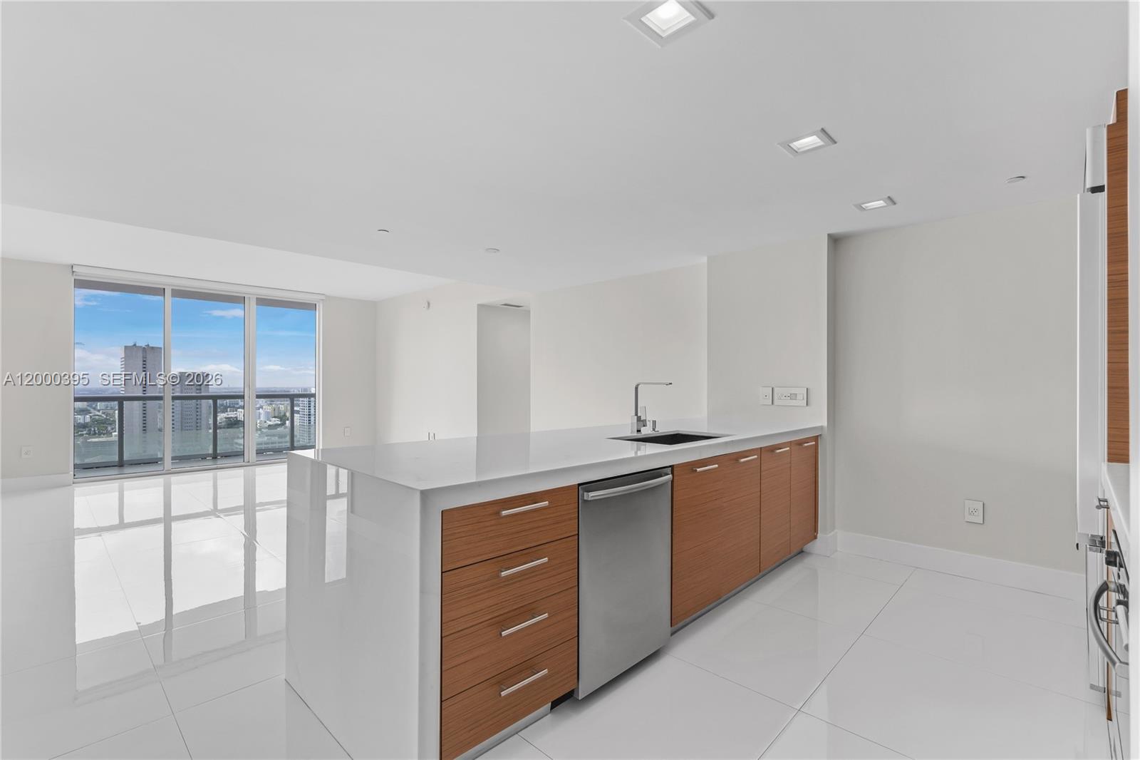 50 BISCAYNE CONDO - Residential