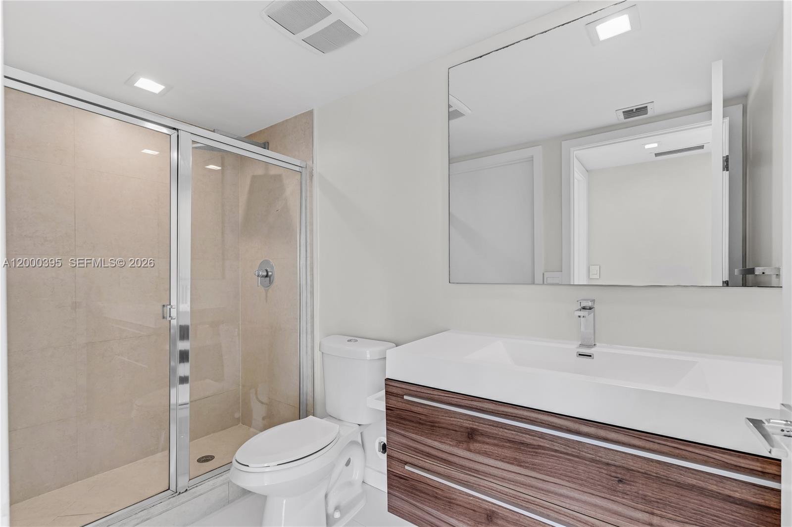 50 BISCAYNE CONDO - Residential