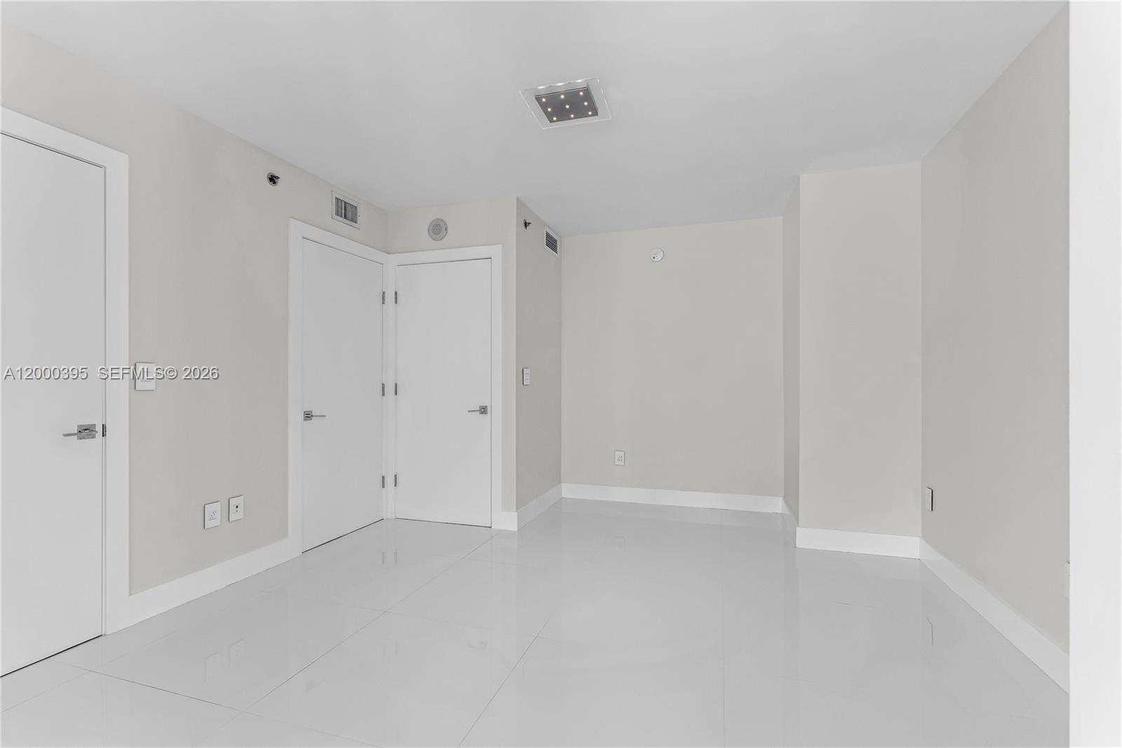 50 BISCAYNE CONDO - Residential