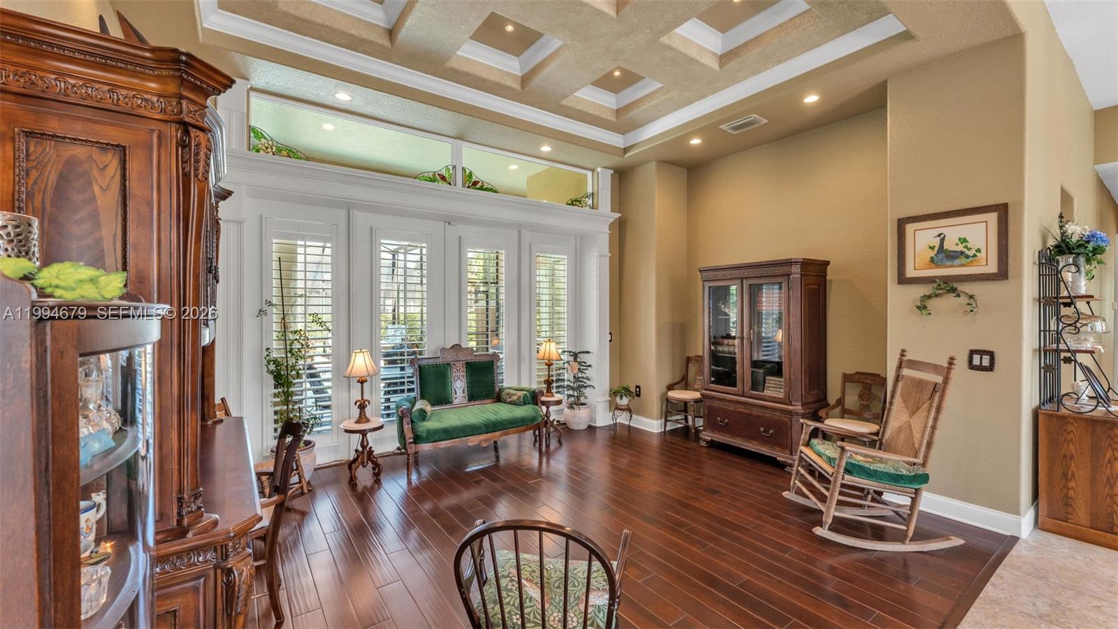 RENAISSANCE - Residential