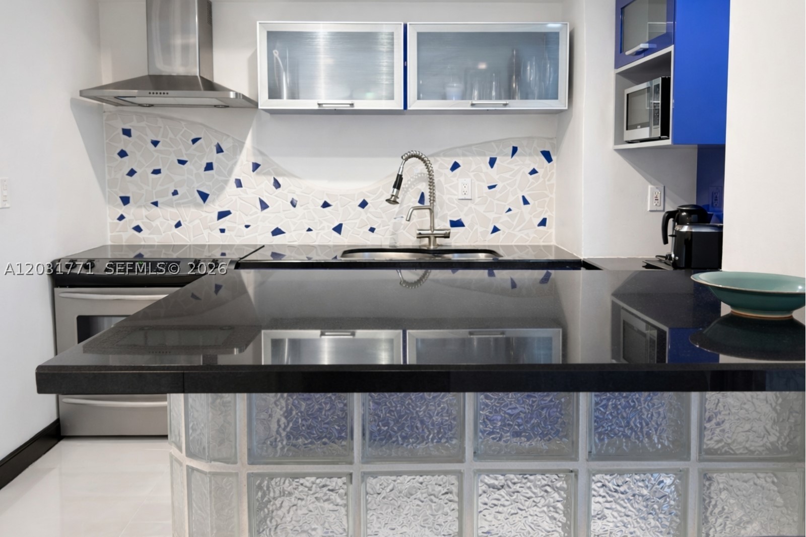 MIRADOR 1000 CONDO - Residential Lease