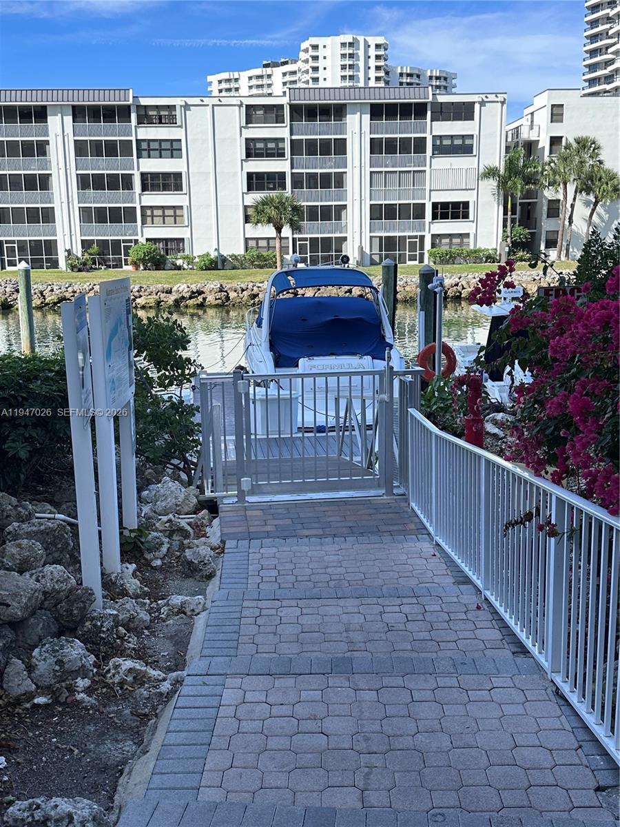 MYSTIC POINTE MARINA COND - Land