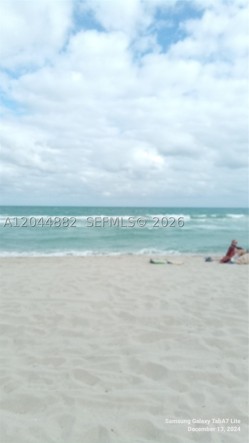 SUNSET CONDO - Residential Lease