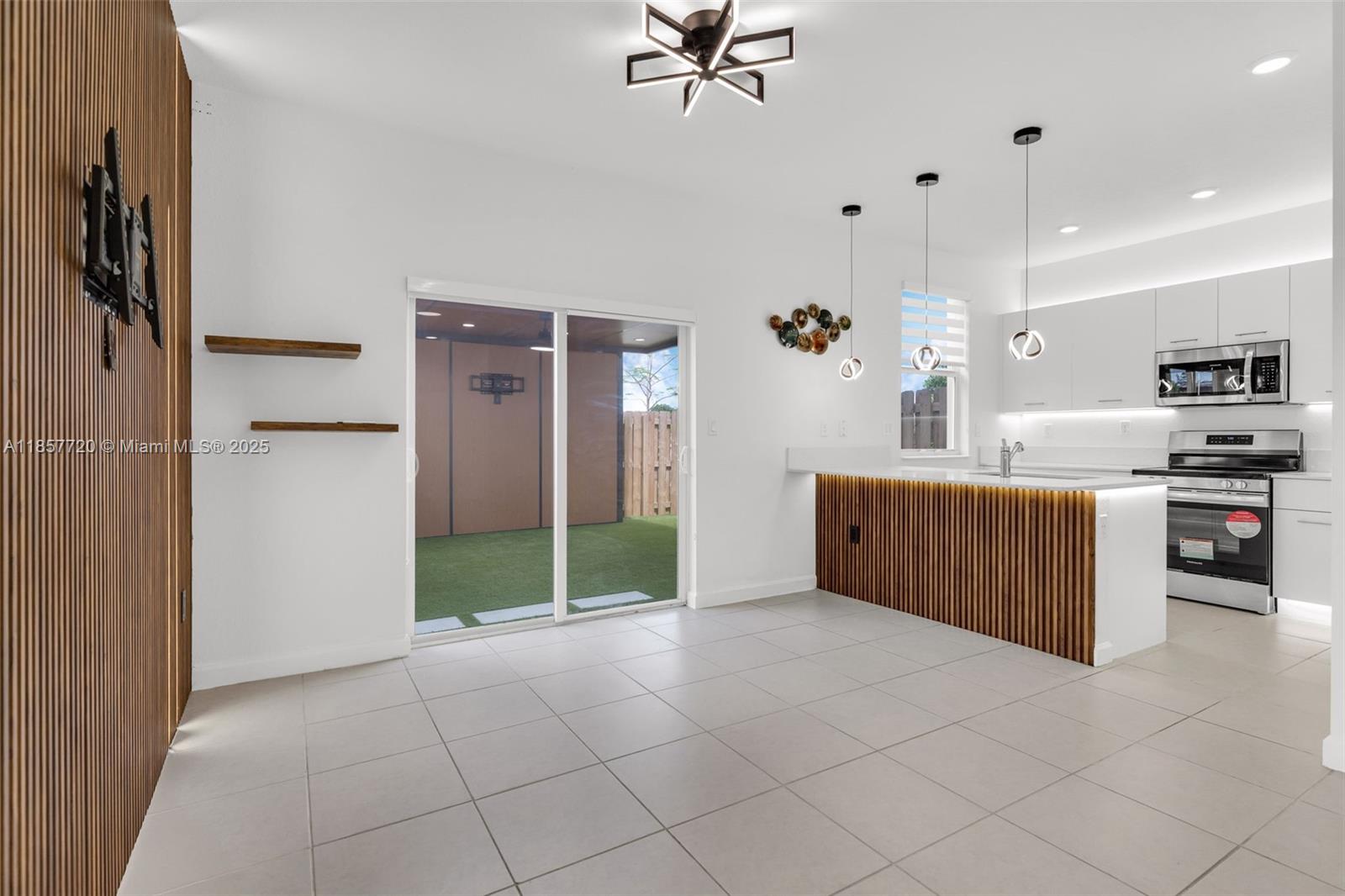 GOLF PARK SEC 1 - Residential