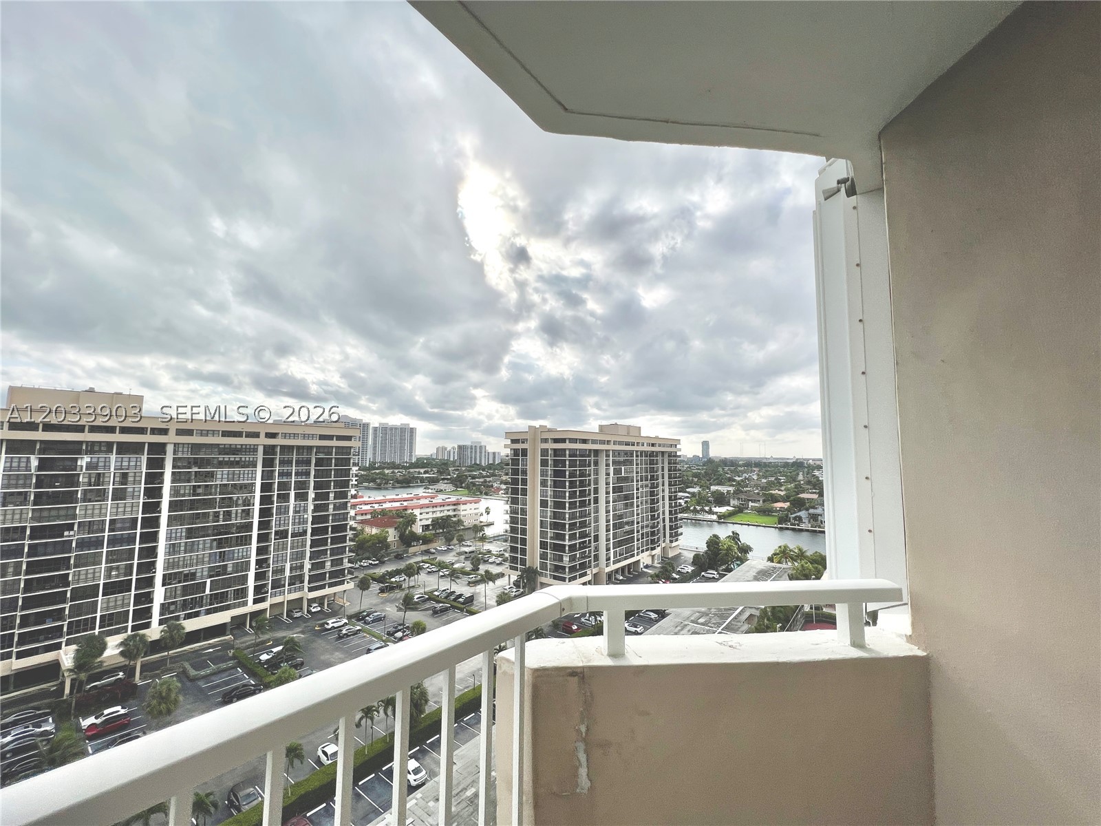 HEMISPHERES CONDO - Residential