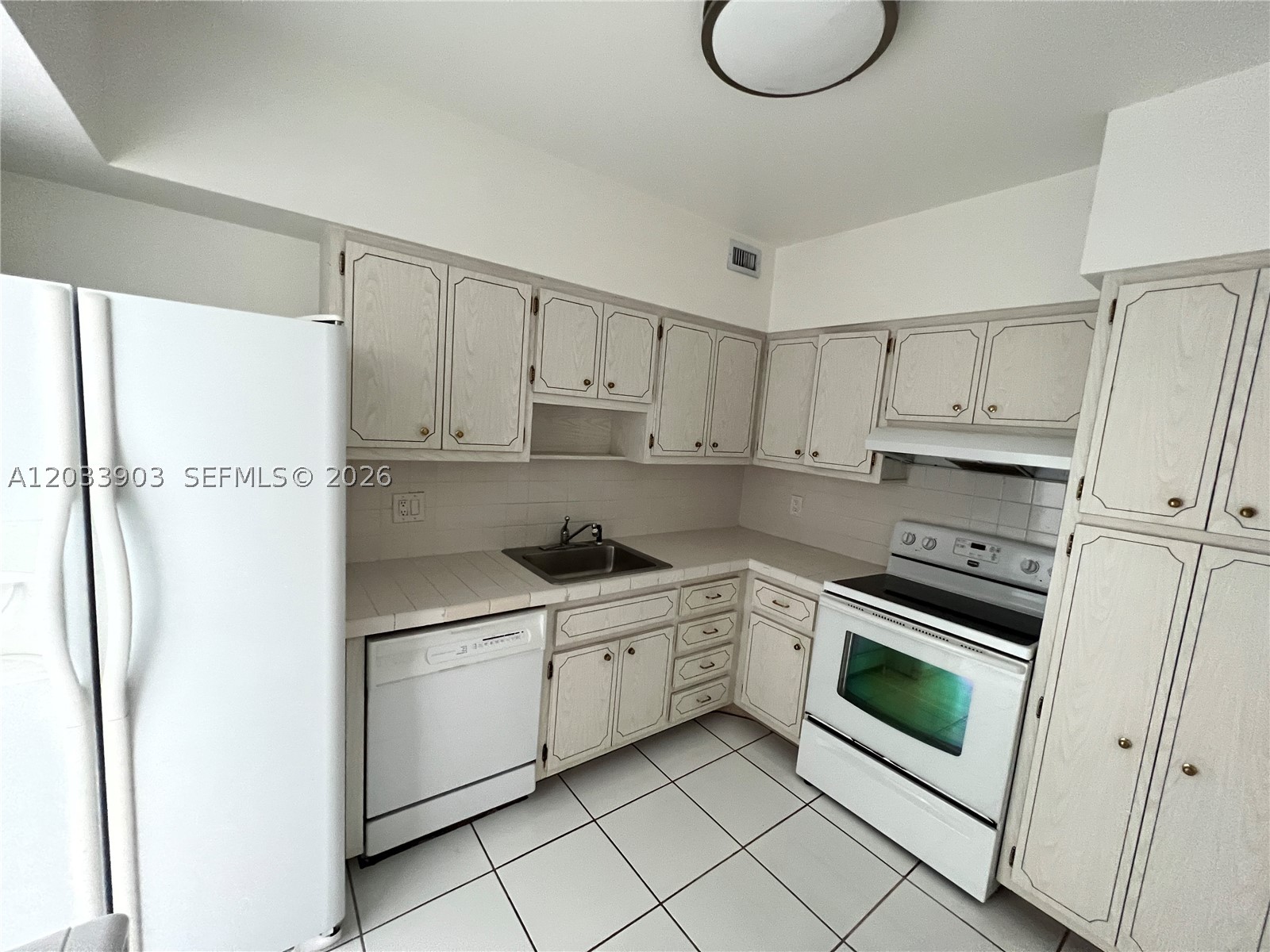 HEMISPHERES CONDO - Residential