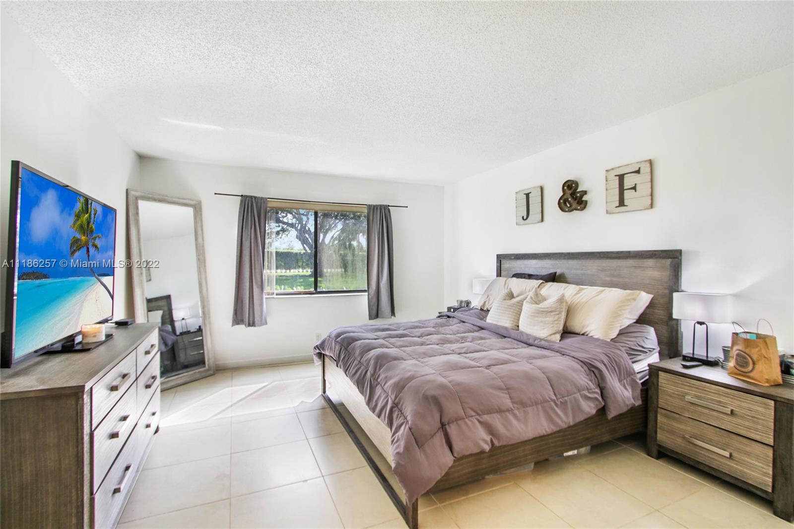 GARDENS AT BONAVENTURE 14 - Residential