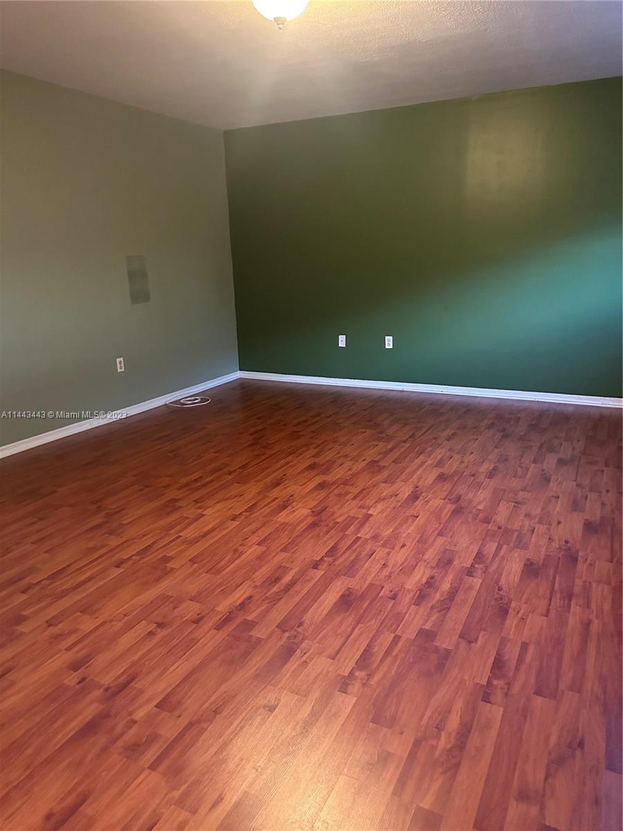 LA JOLLA WEST - Residential Lease