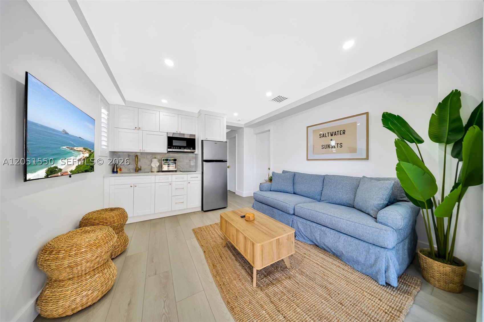 WHITE MARLIN BEACH SEC 1 - Residential Lease