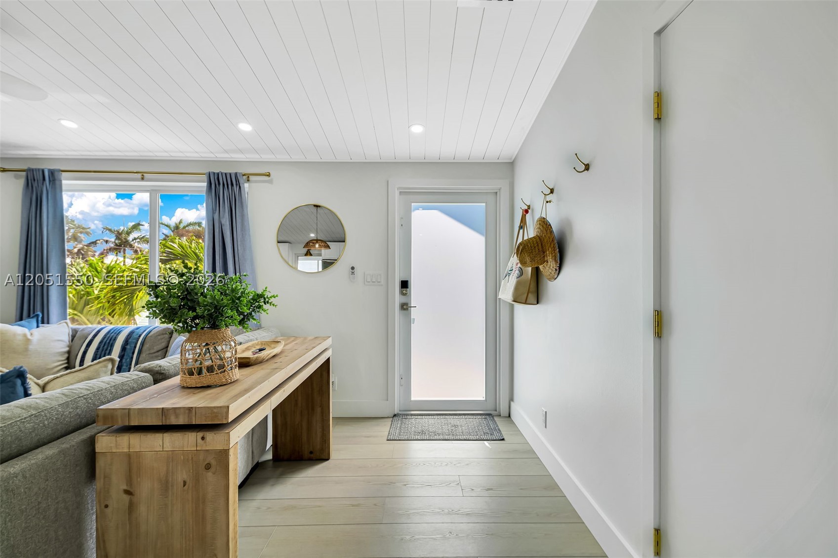 WHITE MARLIN BEACH SEC 1 - Residential Lease