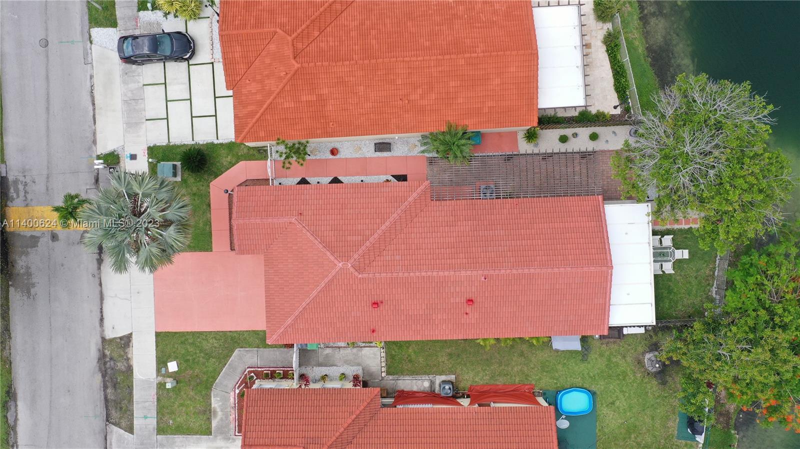 WEITZER SERENA LAKES WEST - Residential