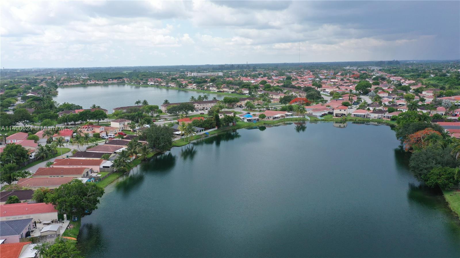 WEITZER SERENA LAKES WEST - Residential