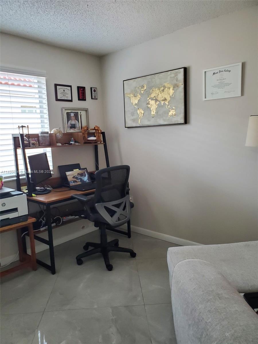 WEITZER SERENA LAKES WEST - Residential