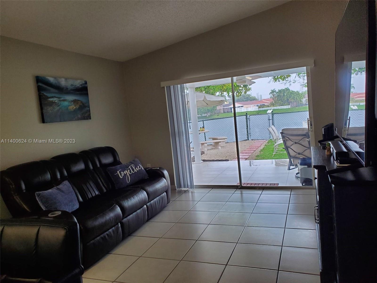 WEITZER SERENA LAKES WEST - Residential