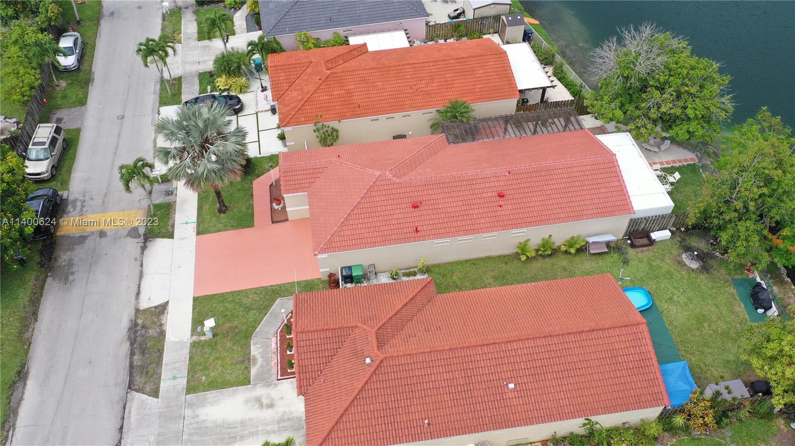 WEITZER SERENA LAKES WEST - Residential