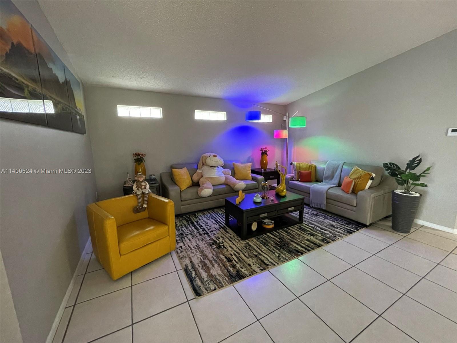 WEITZER SERENA LAKES WEST - Residential