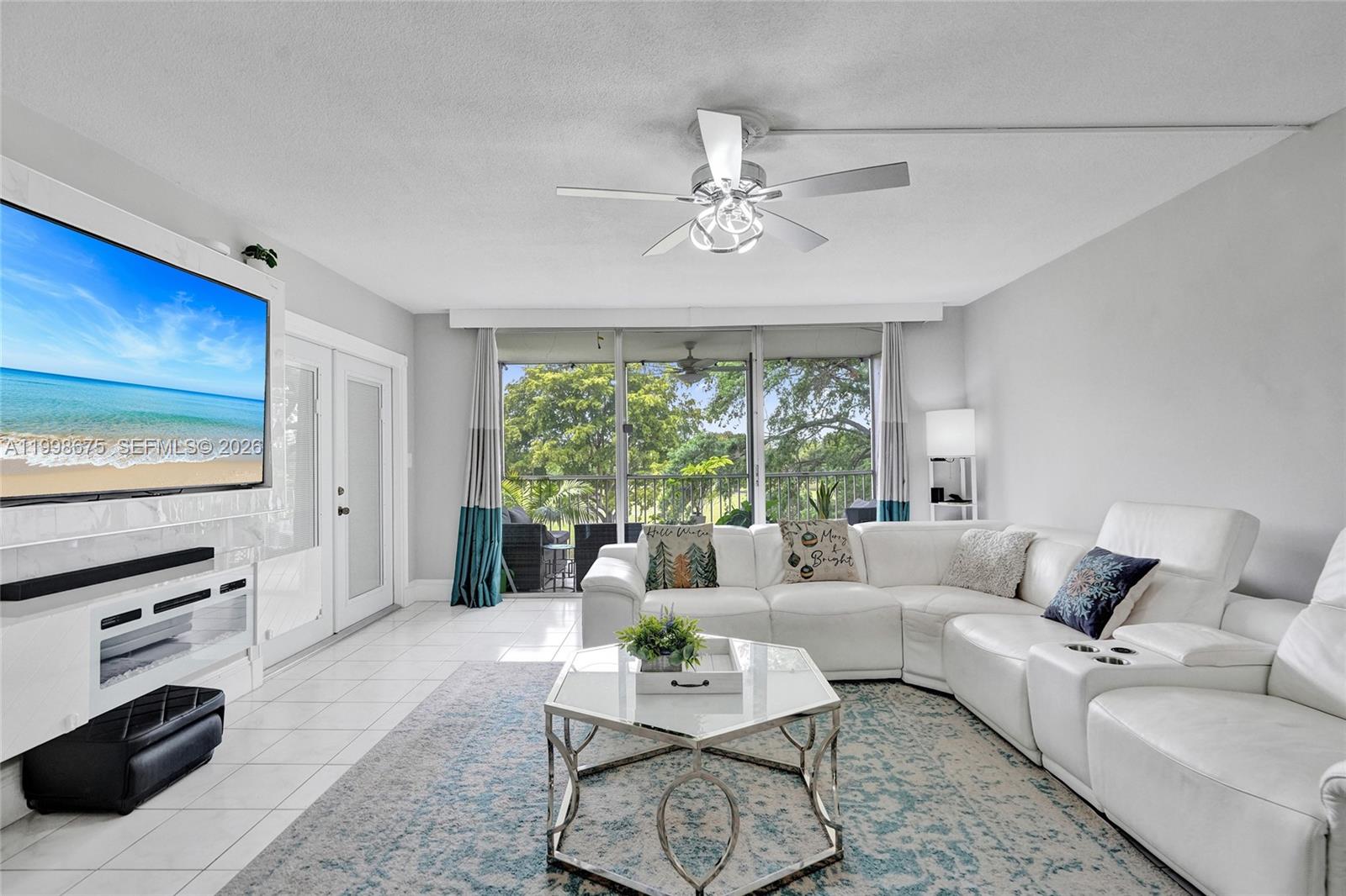 NO 14 PALM-AIRE COUNTRY C - Residential