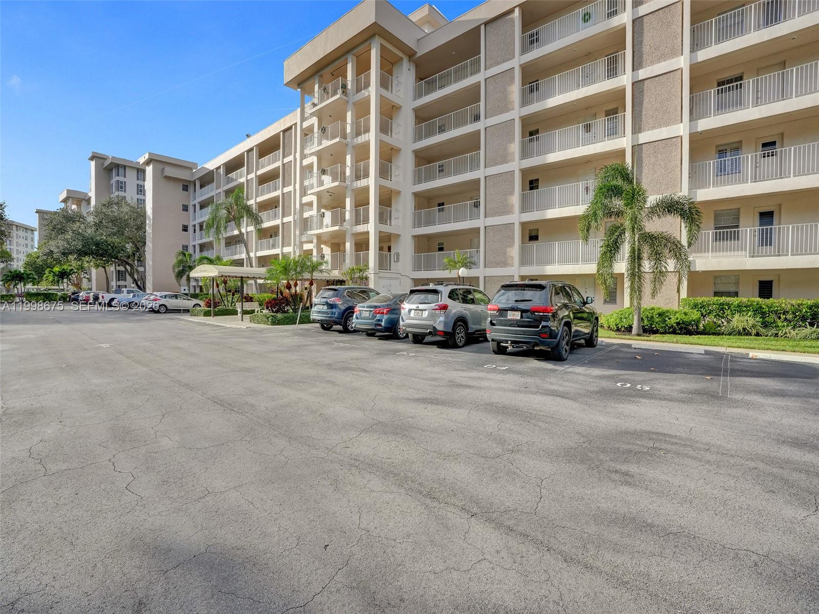 NO 14 PALM-AIRE COUNTRY C - Residential