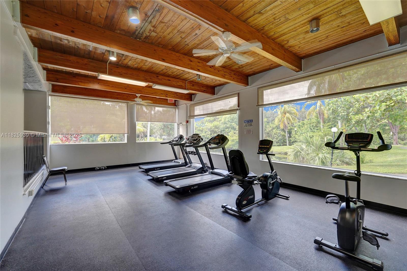 OMEGA CONDO NO 3 - Residential