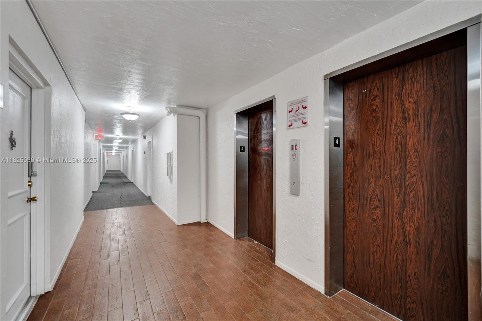 OMEGA CONDO NO 3 - Residential