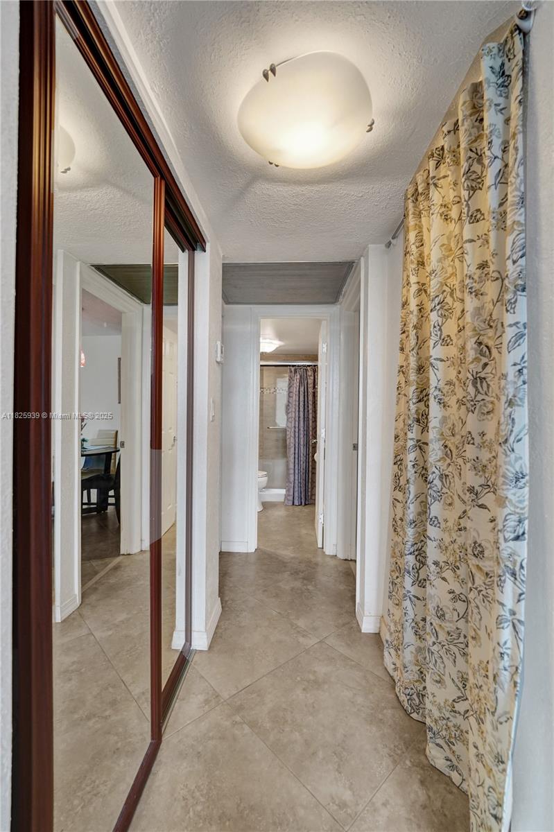 OMEGA CONDO NO 3 - Residential