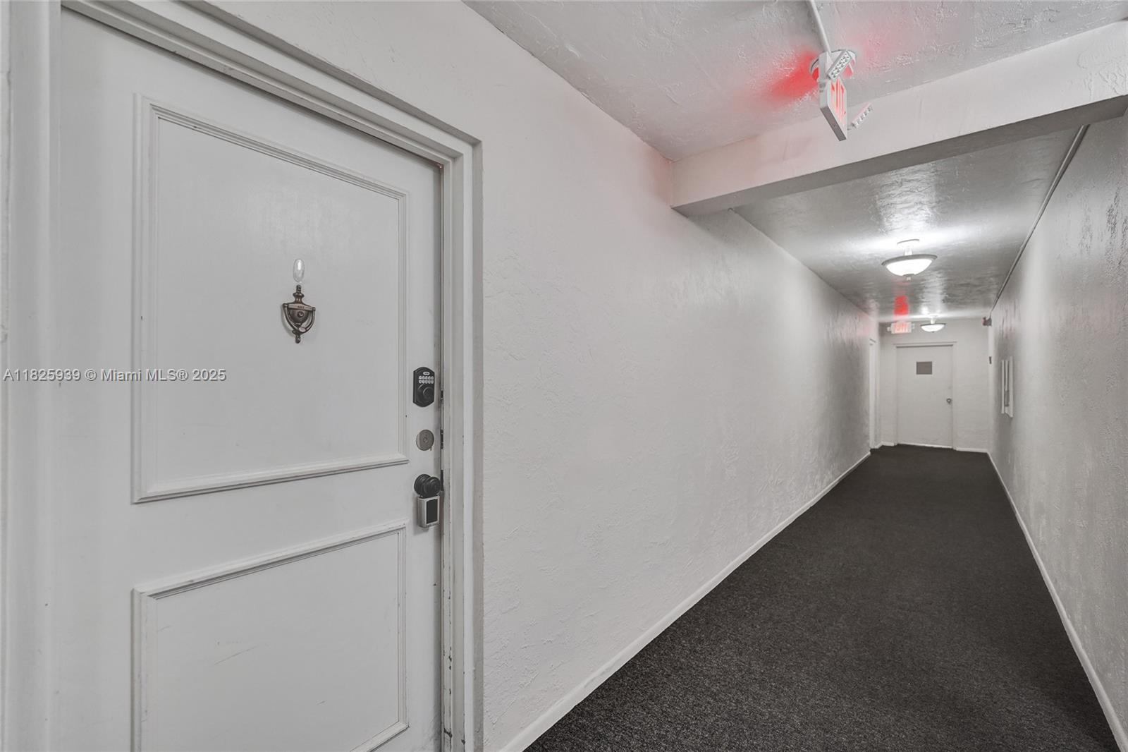 OMEGA CONDO NO 3 - Residential