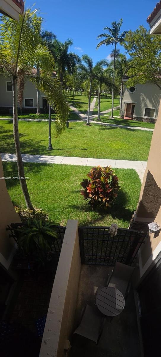 THE COURTS AT BAYSHORE I - Residential