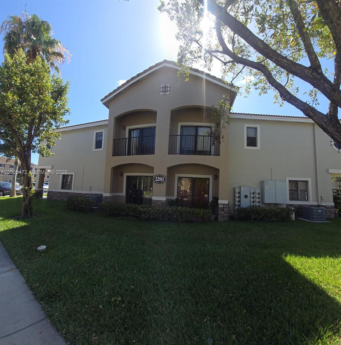 THE COURTS AT BAYSHORE I - Residential