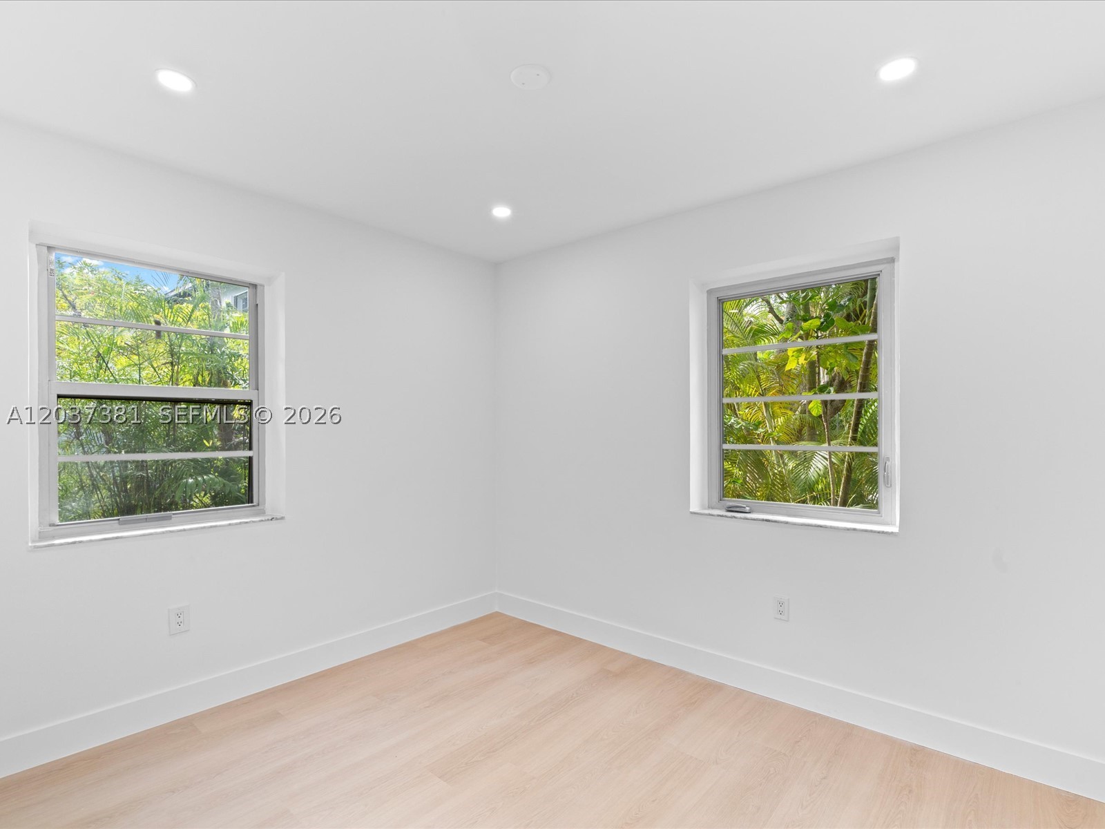 PATHWAYS CONDO - Residential Lease
