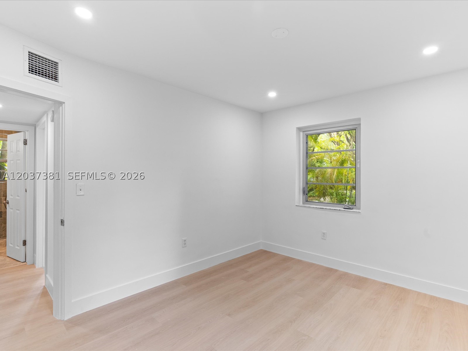 PATHWAYS CONDO - Residential Lease