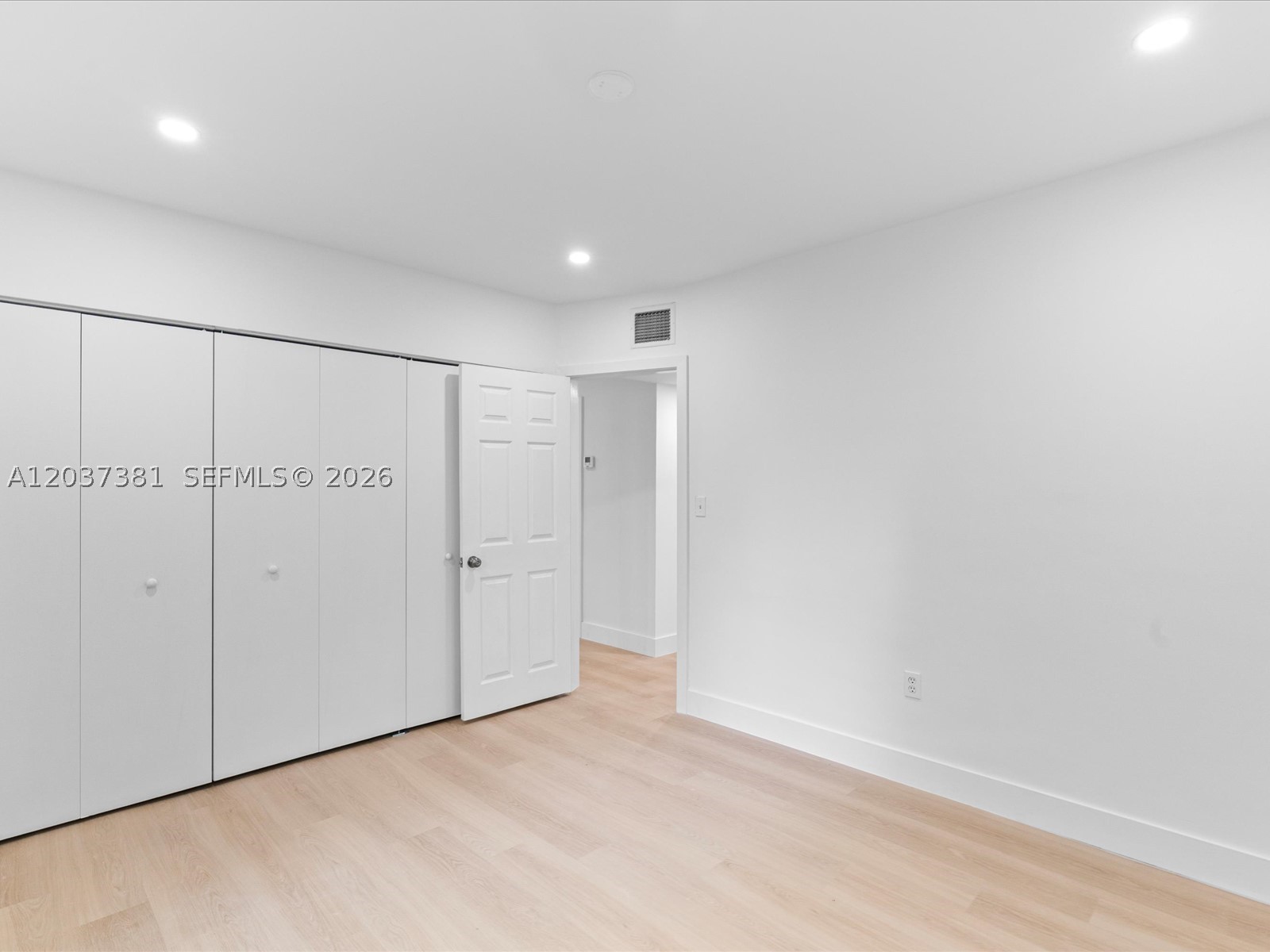 PATHWAYS CONDO - Residential Lease