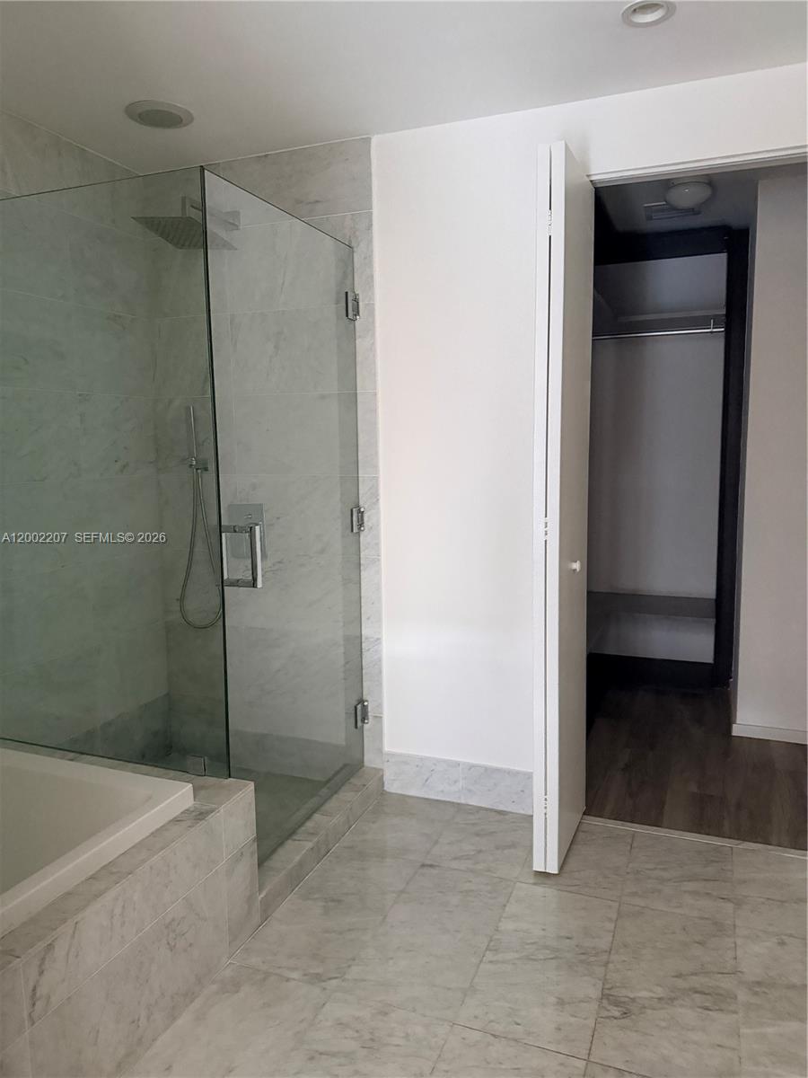 801 SMA RESIDENCES CONDO - Residential Lease