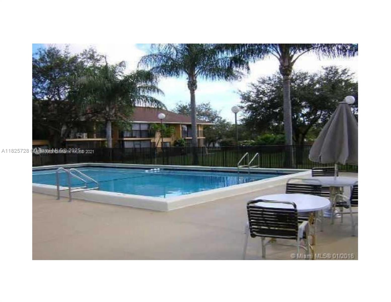 HAMPTON COURT CONDO - Residential