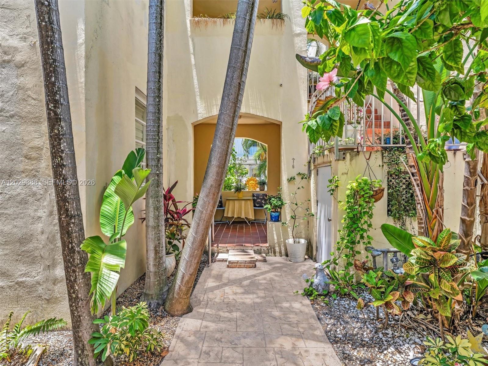 VILLA GATSBY CONDO - Residential Lease