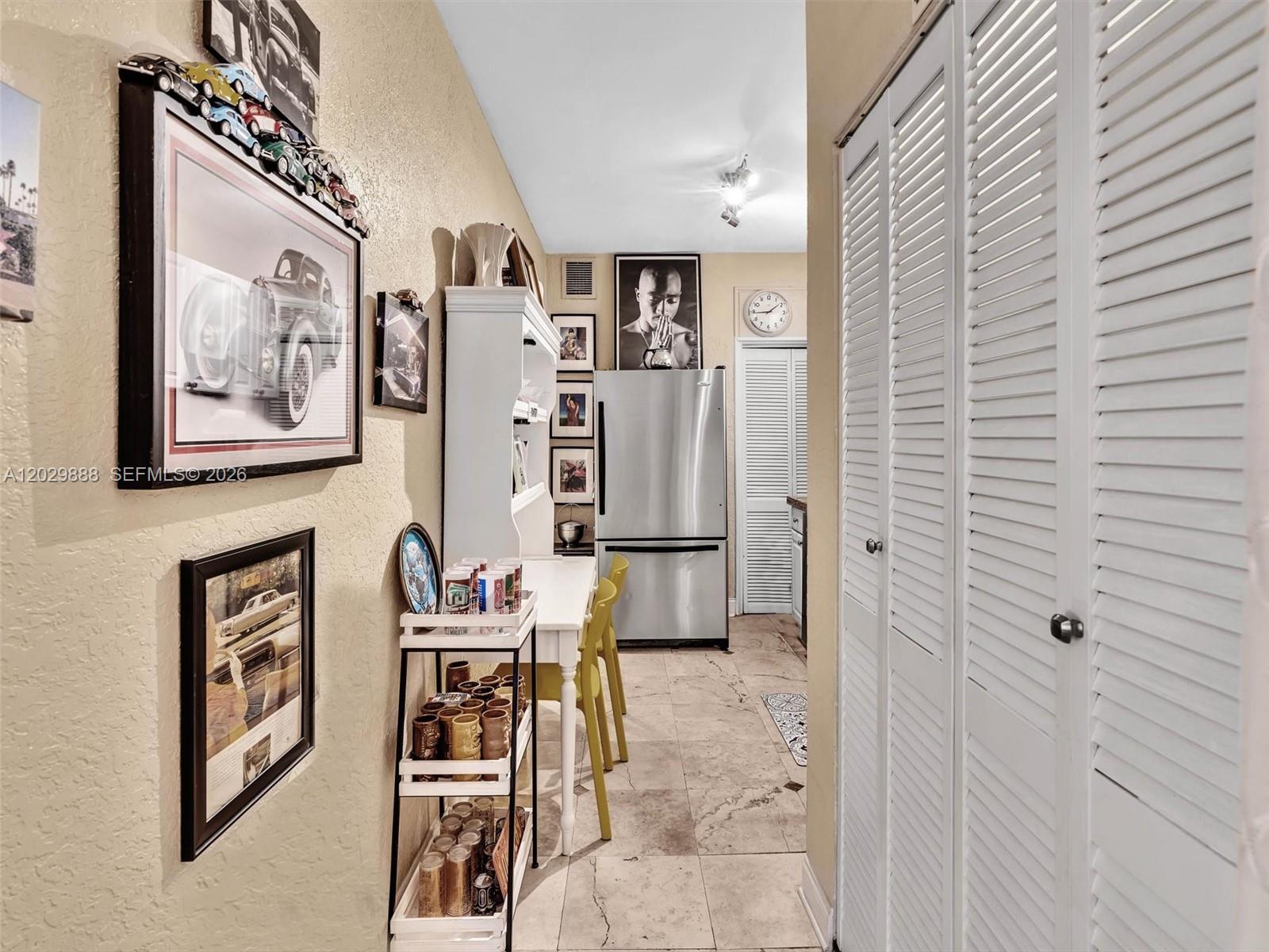 VILLA GATSBY CONDO - Residential Lease