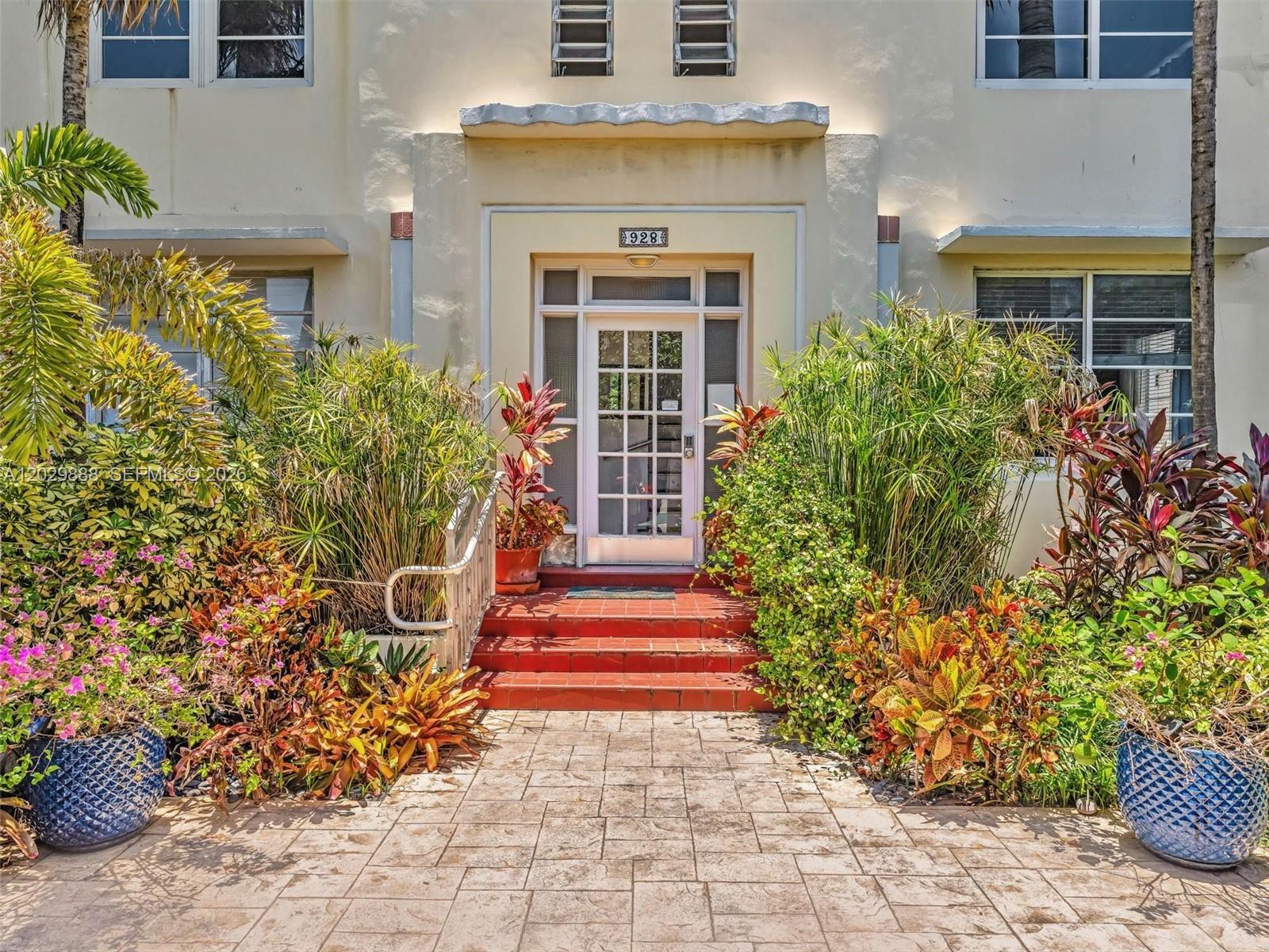 VILLA GATSBY CONDO - Residential Lease