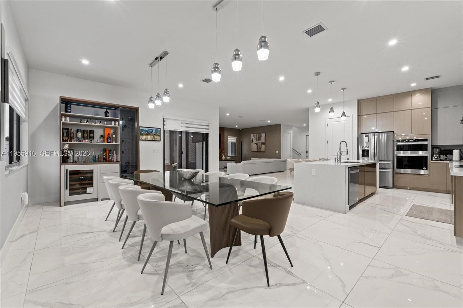 CANARIAS EAST - Residential