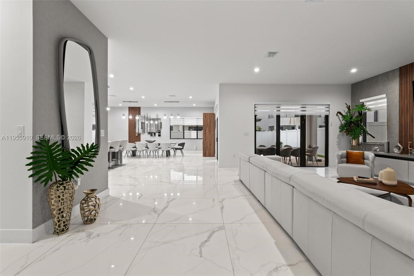 CANARIAS EAST - Residential