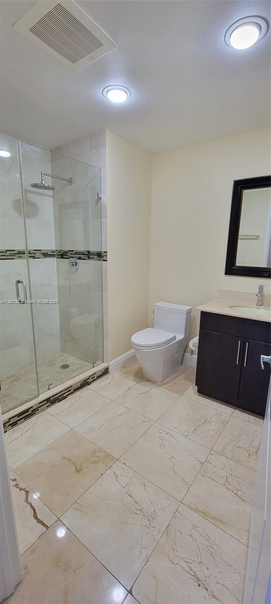 TEN ARAGON CONDO - Residential Lease
