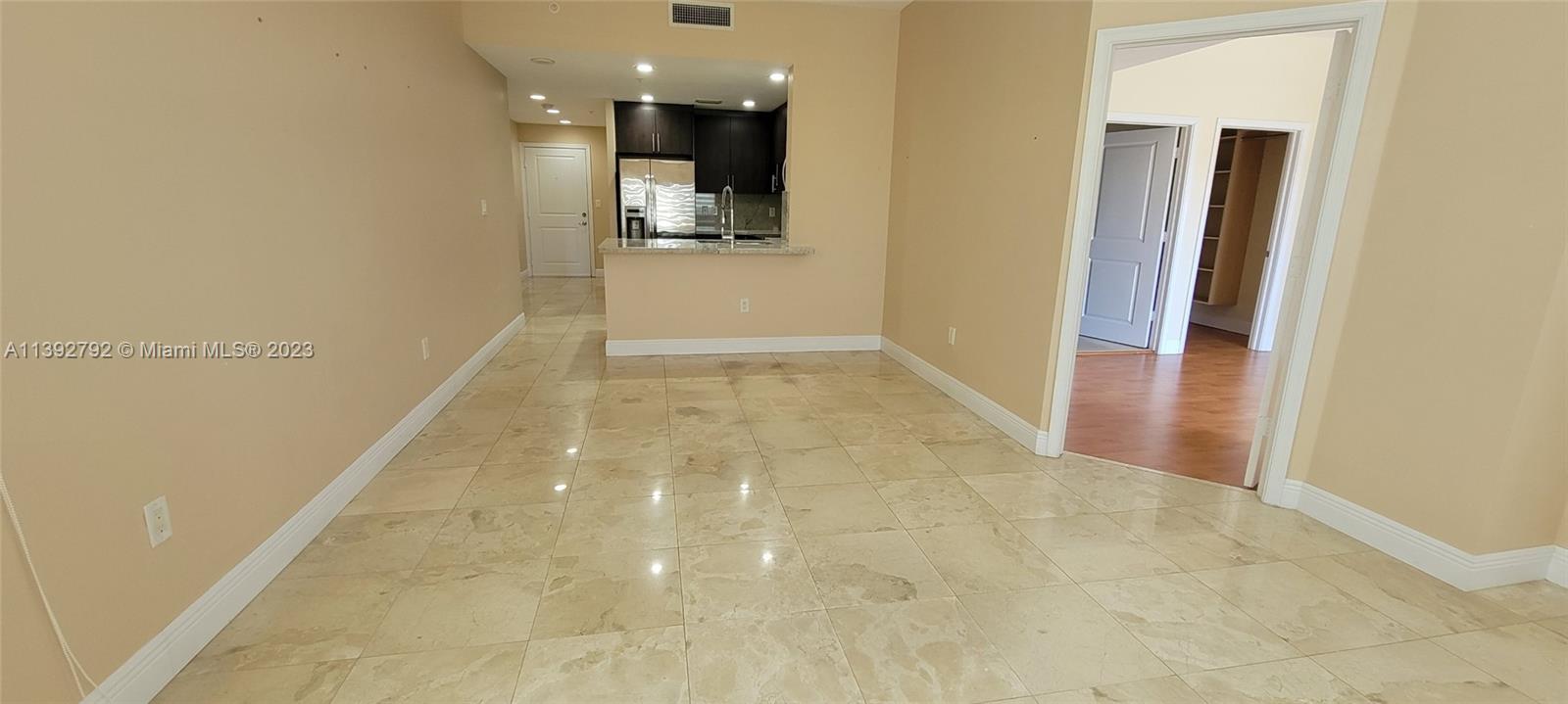TEN ARAGON CONDO - Residential Lease