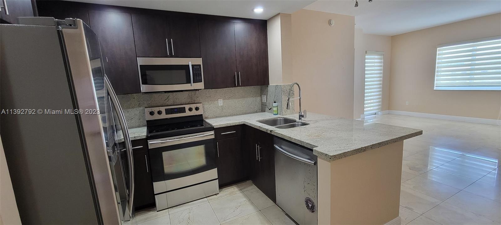 TEN ARAGON CONDO - Residential Lease