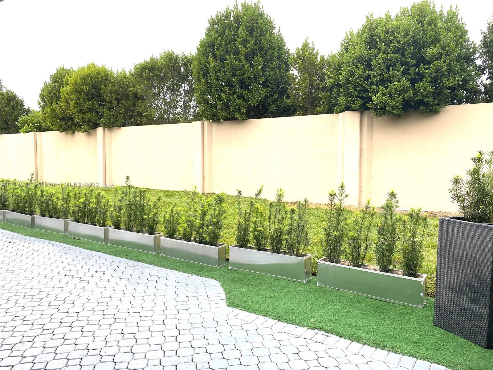 DORAL ISLES ST CROIX - Residential