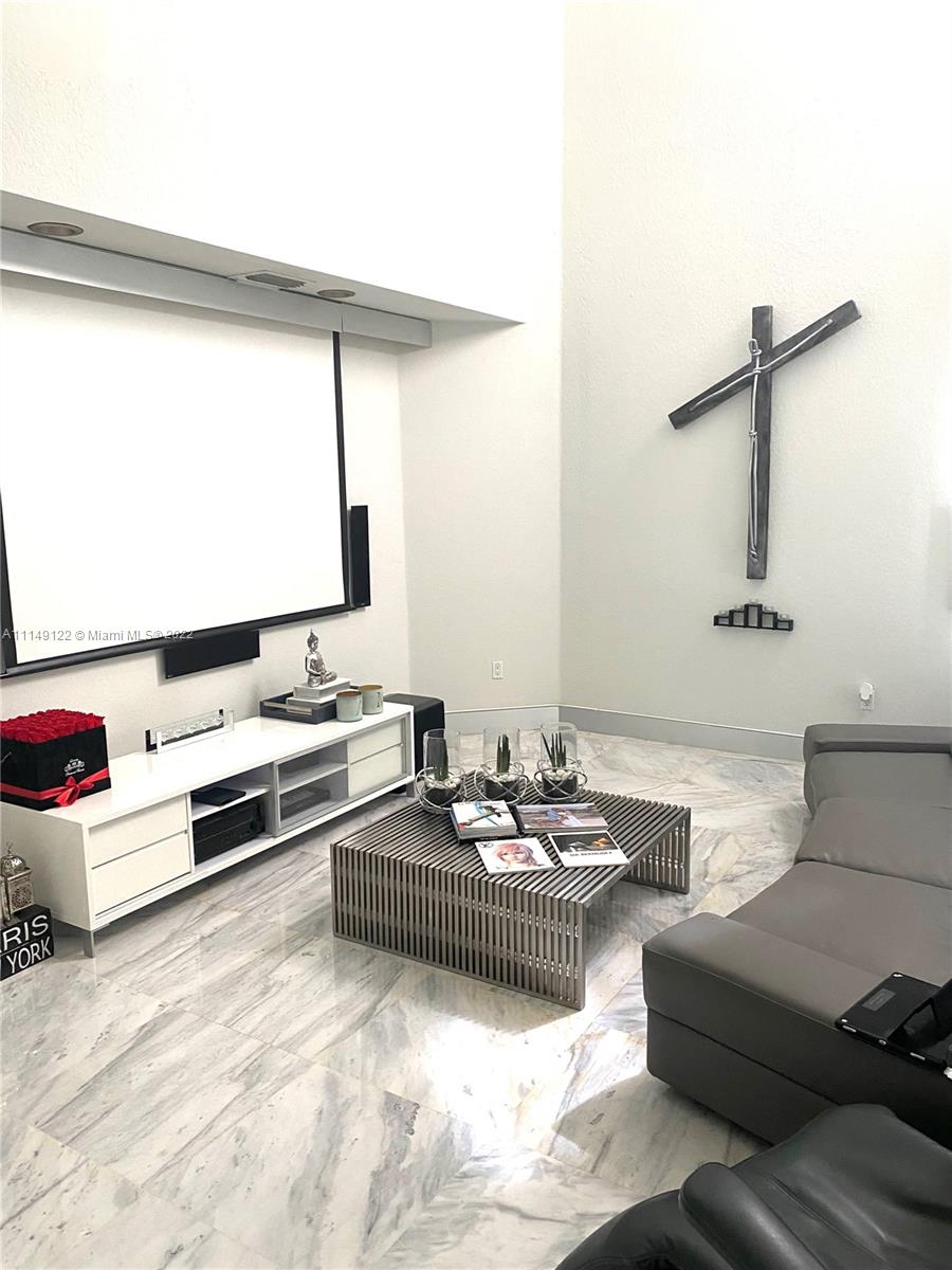 DORAL ISLES ST CROIX - Residential